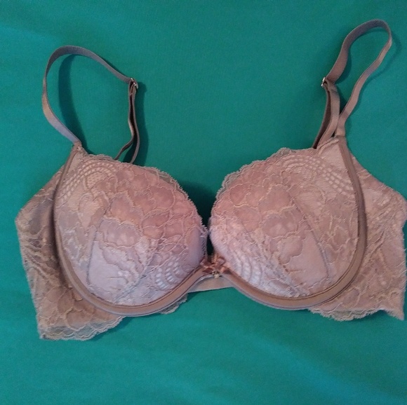VS 32B bra - Picture 1 of 3